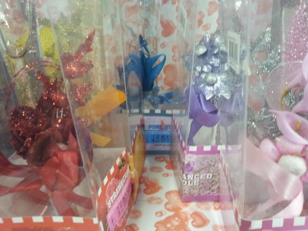 Velas aromatizadas em taças grandes